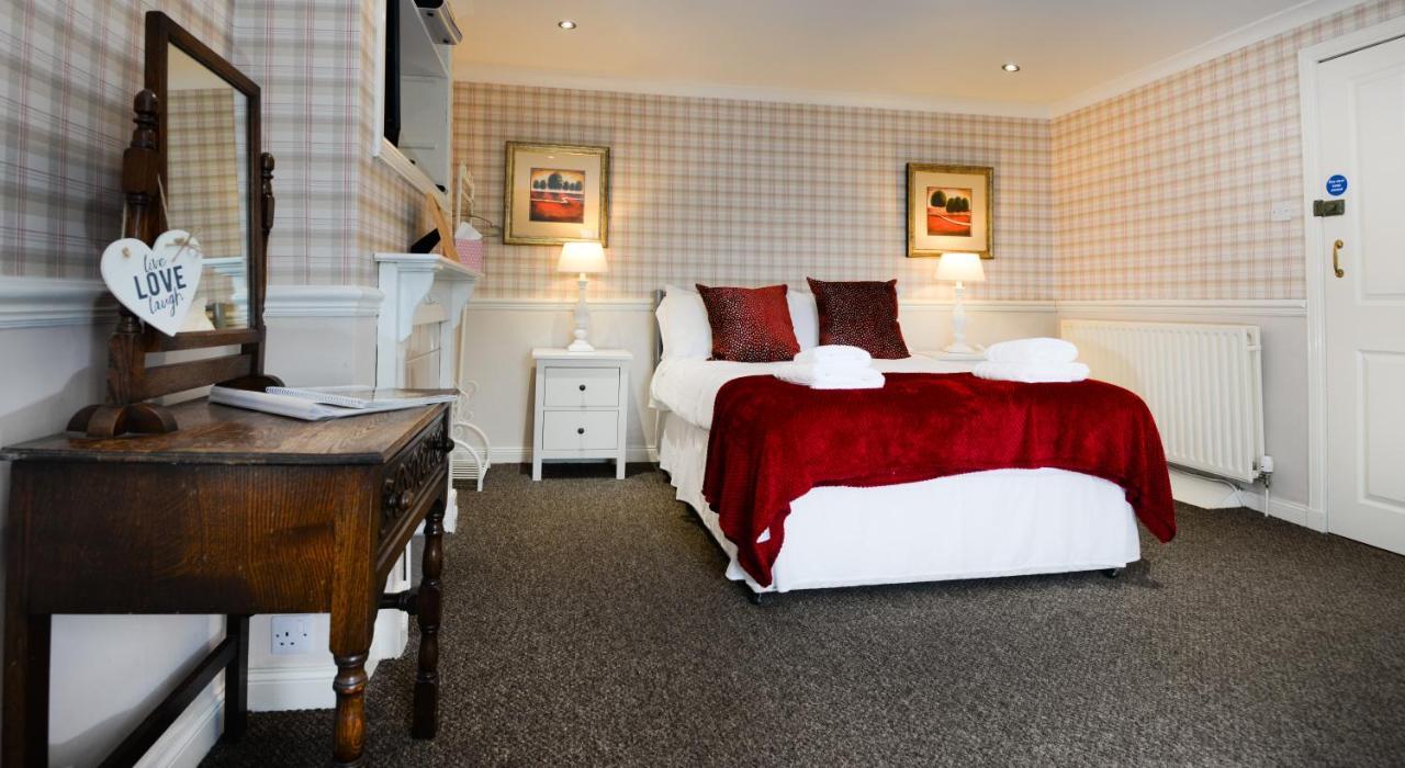 The Waterloo Arms Hotel Chirnside Dış mekan fotoğraf