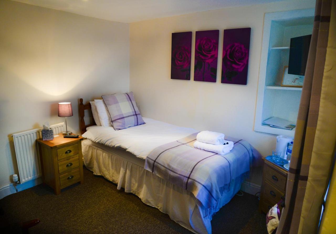 The Waterloo Arms Hotel Chirnside Dış mekan fotoğraf